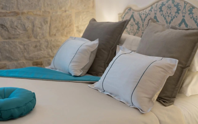 Priska Med Luxury Rooms