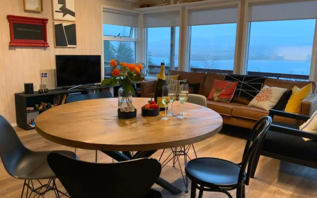 Bakkakot Lake Side Lodge