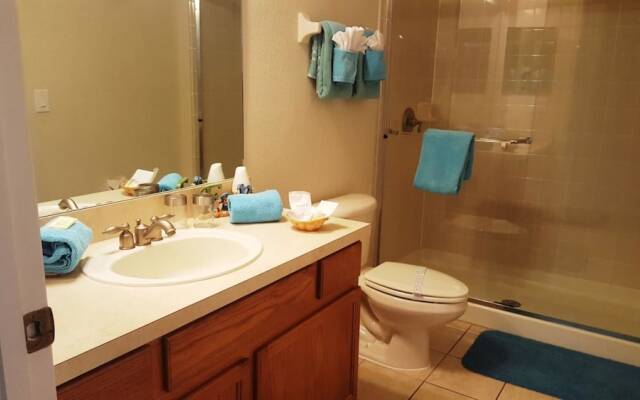 Spacious 6 Bedroom Villa