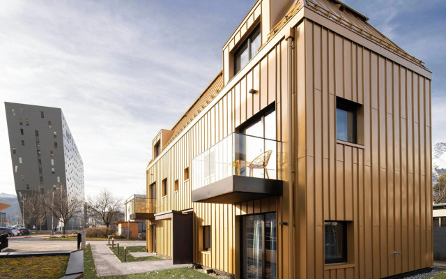 Blackhome Innsbruck City East