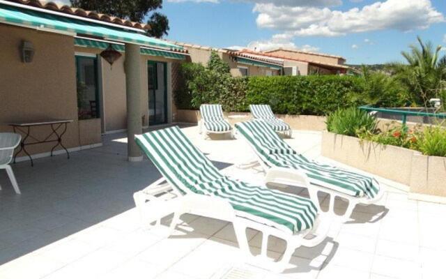 Appartement Cavalaire-sur-Mer, 3 pièces, 4 personnes - FR-1-100-172