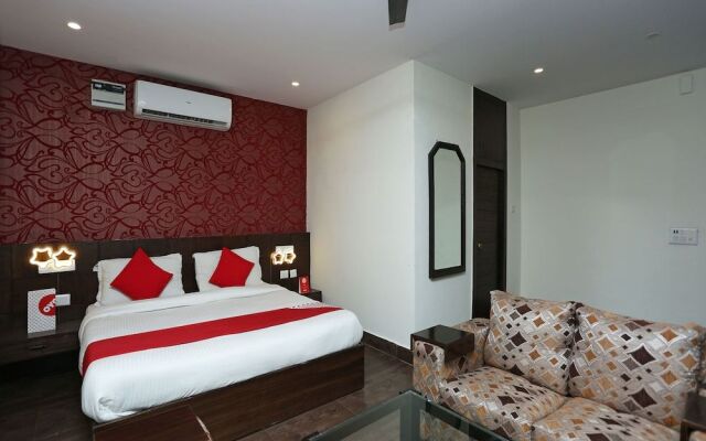 OYO 14674 Hotel Raj Mahal Inn