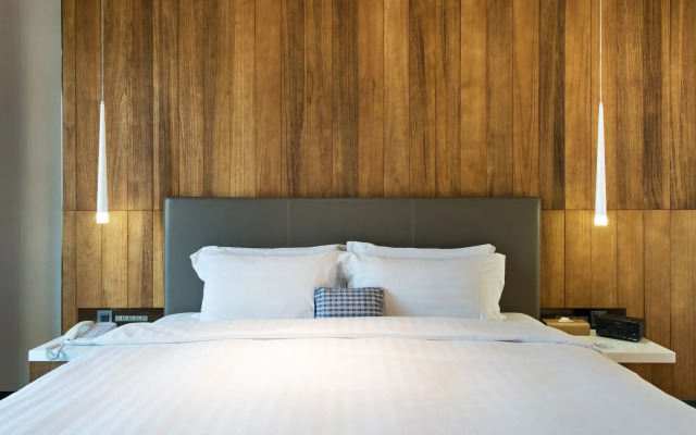 Home Hotel