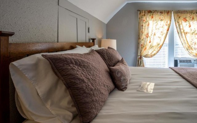 5 Ojo Inn Bed and Breakfast