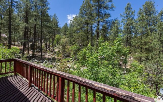 Crown King Cabins Suites and Bunkhouse