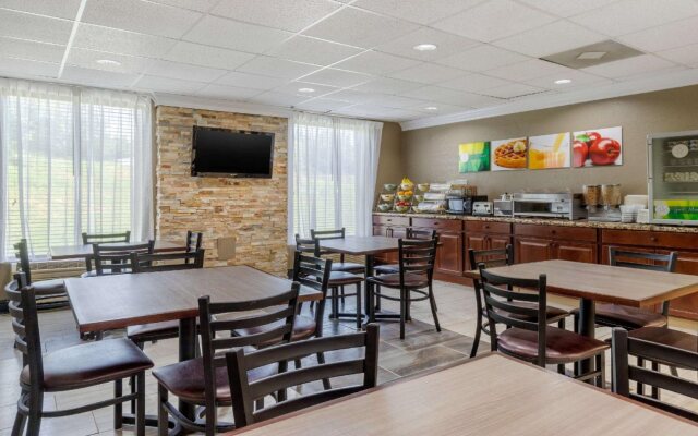 Quality Inn & Suites Lexington South