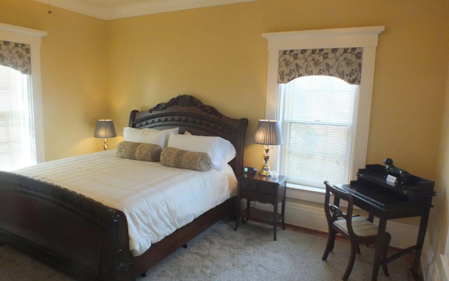 The Pepin Mansion Historic B&B