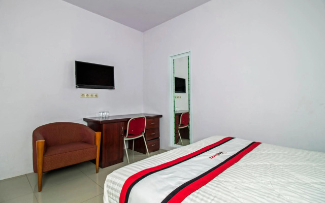 RedDoorz Plus @ Guntur Raya Setiabudi