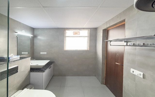 Housr Sector 56 Gurgaon Golf Course Road