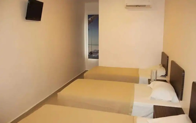 OYO 91119 Hotel D Lima Inn