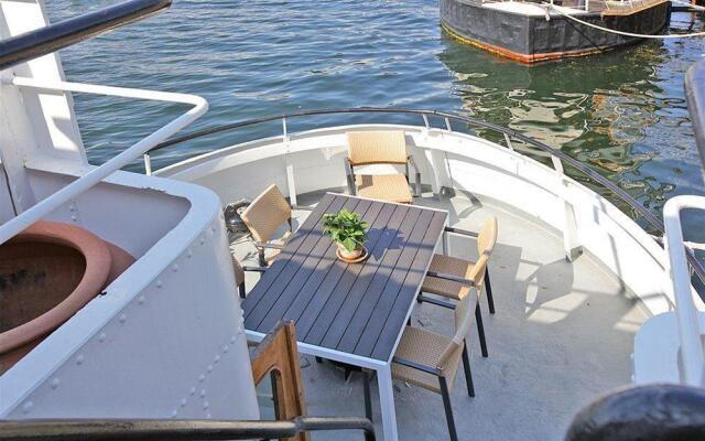 Copenhagen Houseboat