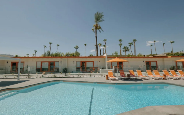Mojave Resort - Adults Only