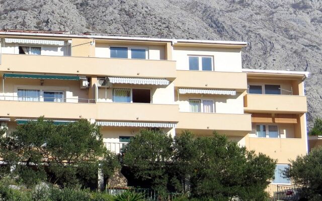 Apartment Marijo - with parking: A3 Baska Voda, Riviera Makarska