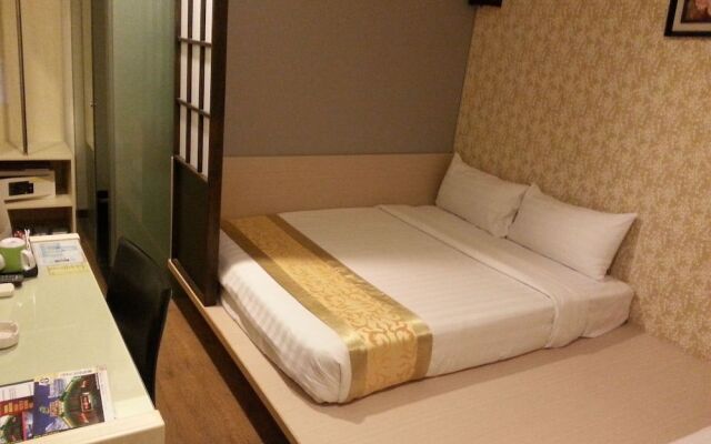 Eight Days Boutique Hotel Permas Jaya