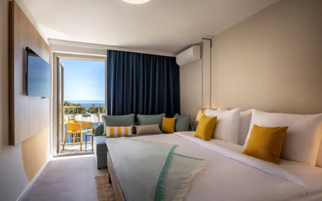 Sunny Makarska by Valamar