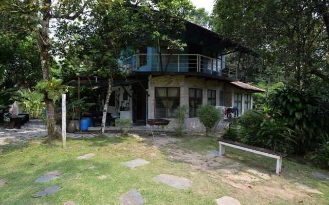Aman Dusun Farm Retreat The Riverview House