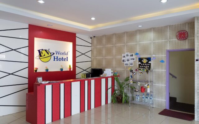 OYO 89583 Grove Hotel