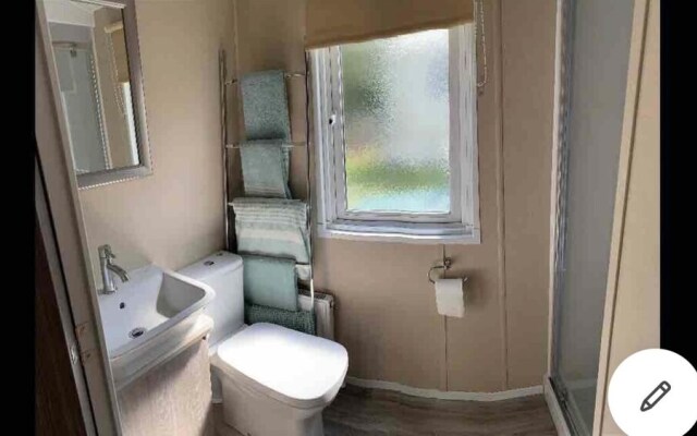 Stunning Lodge in a Nice Area, Saint Leonards
