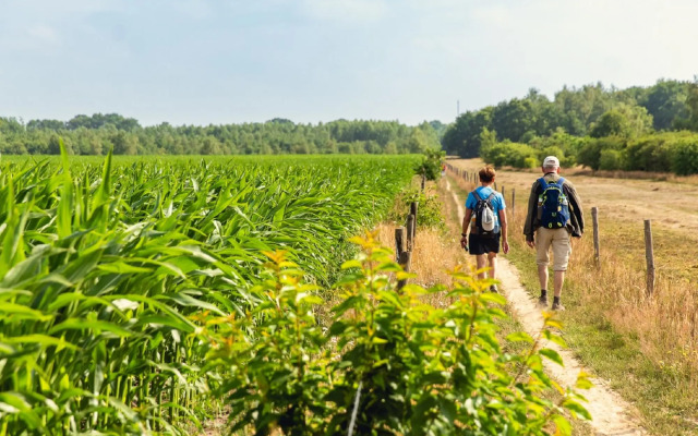 Chalet in Zuna by Tennis Court