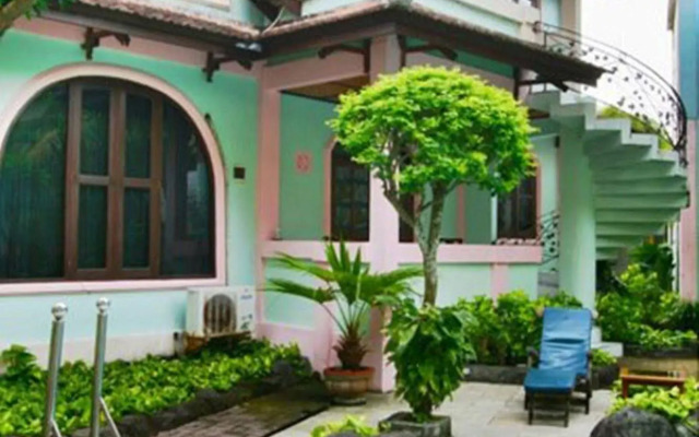 OYO 3923 Villa Puri Royan