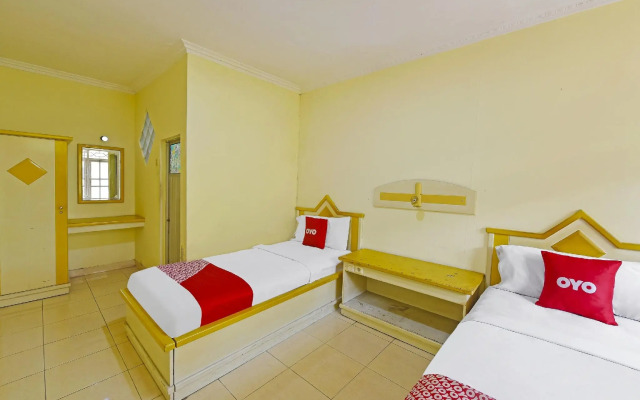 Hotel Mutiara by OYO Rooms