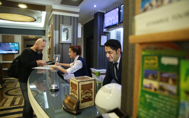 Know Hotel & Hostel