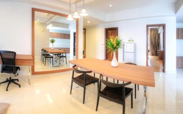 Regalia Suites & Hotel