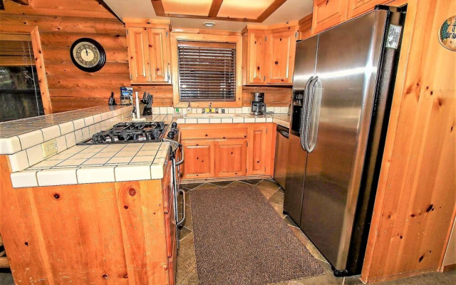 Knotty and Nice 177 by RedAwning