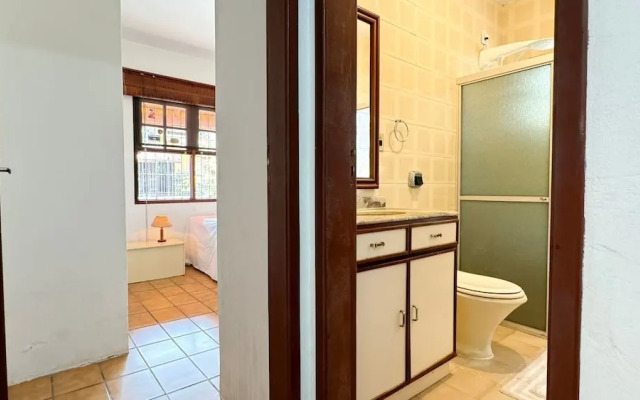Casa Aconchegante a 100 metros da praia