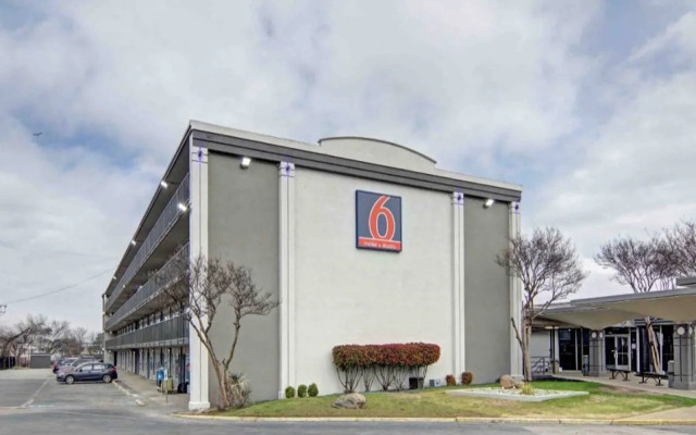 Motel 6 Mesquite, TX – Town East