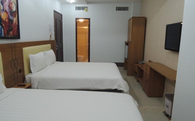 Danh Uy Hotel