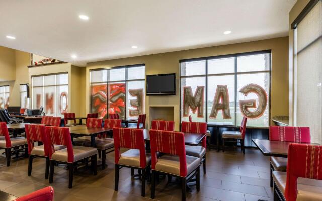 Comfort Suites Jonesboro University Area