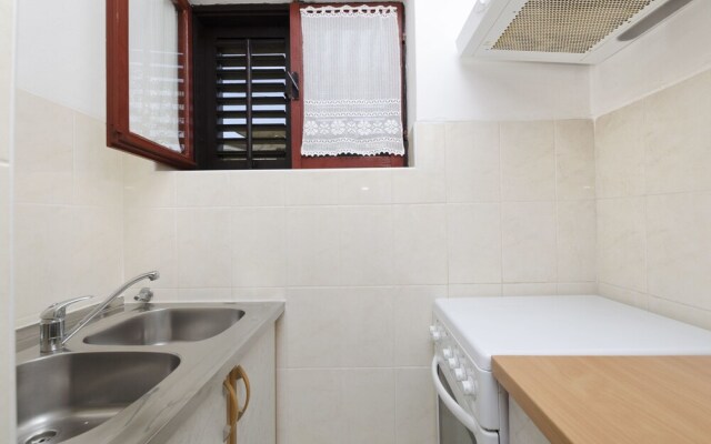 Apartments Mais Tisno