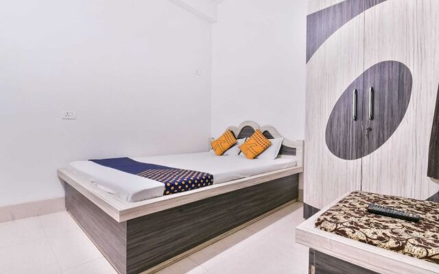 SPOT ON 40511 Hotel Bajrang Residency