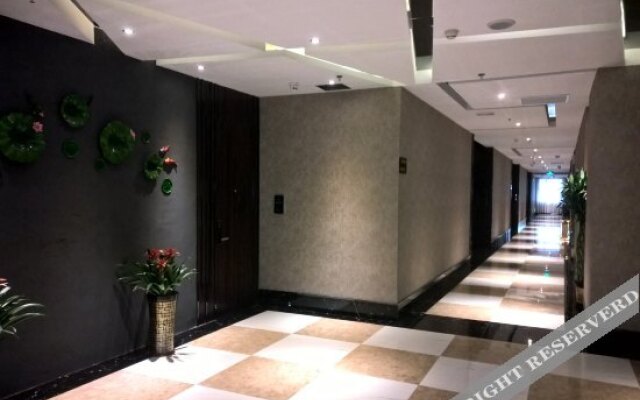 Yuelong Hotel (Foshan Lishui Branch)