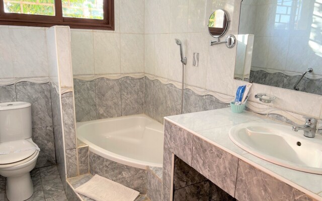Victory Hotel & Restaurant Tulear