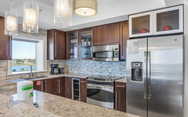 Majestic Sun 414B-3BR 3BA- flr 4- (10)