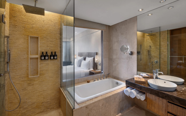 Pullman Bali Legian Beach