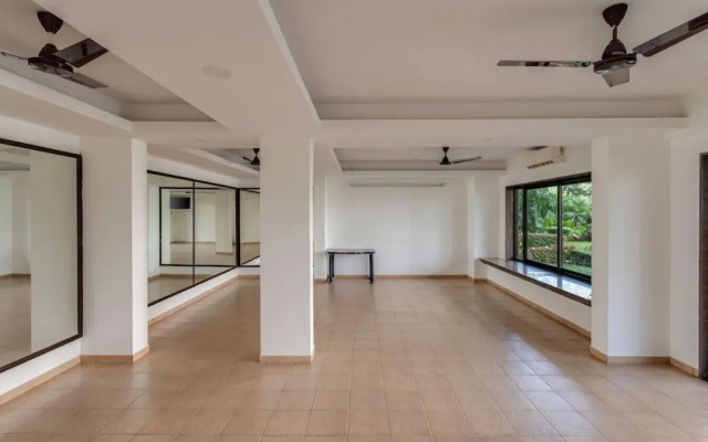 2BR w Pool Sauna 2km to Baga Calangute Beach
