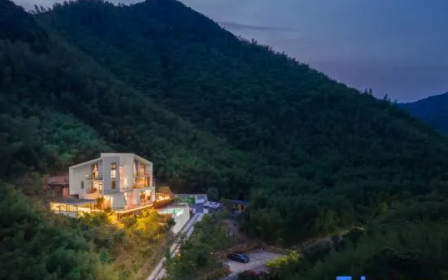 Wuji Anji Hana Hot Spring Resort Villa