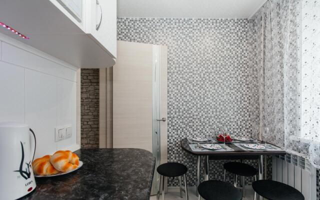 Yousinn (Юсинн) на улице Бориса Богаткова 213