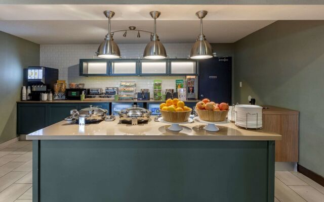 Spark by Hilton Toronto Mississauga