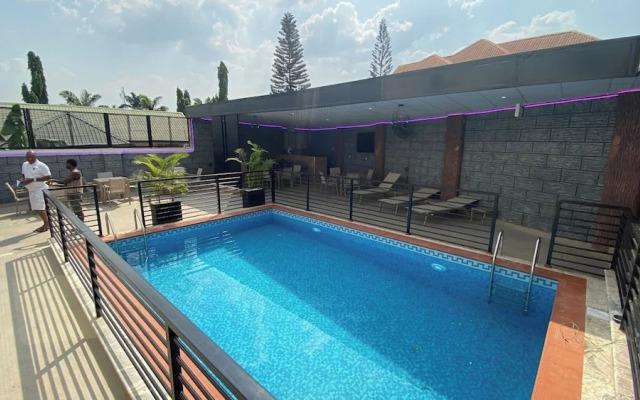 H5 Hotel and Apartments