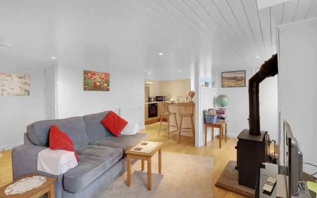 Hill House Hideaway - North East Escapes