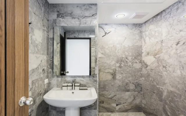 One bedroom Condo in Naiharn P209