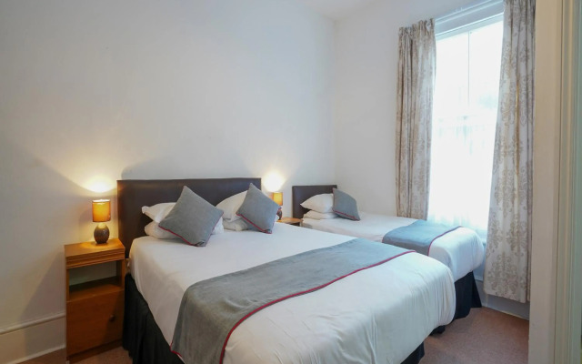 OYO Shanklin Beach Hotel