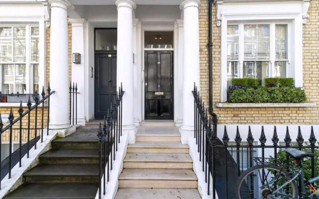 Fantastic Earls Court Flat