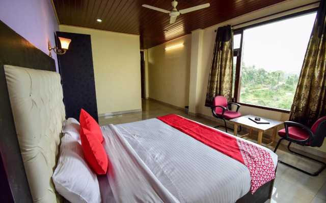 OYO 43476 Vatika Resort