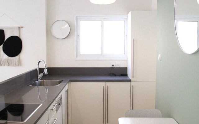 Charming Old North near Park by FeelHome