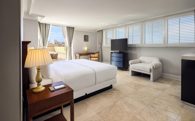 British Colonial - Nassau